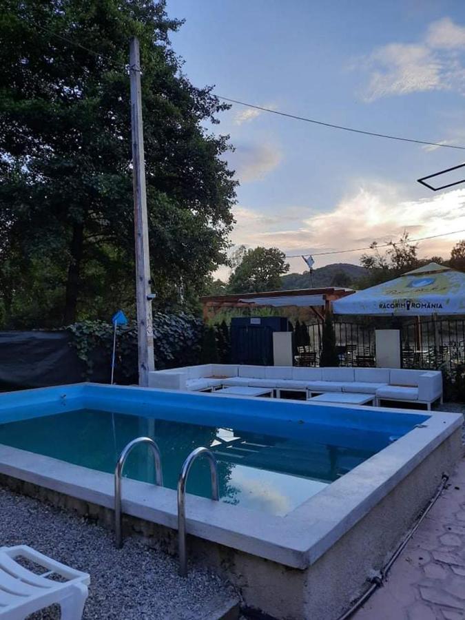 Casa De Vacanta Emd Ieşelniţa Extérieur photo