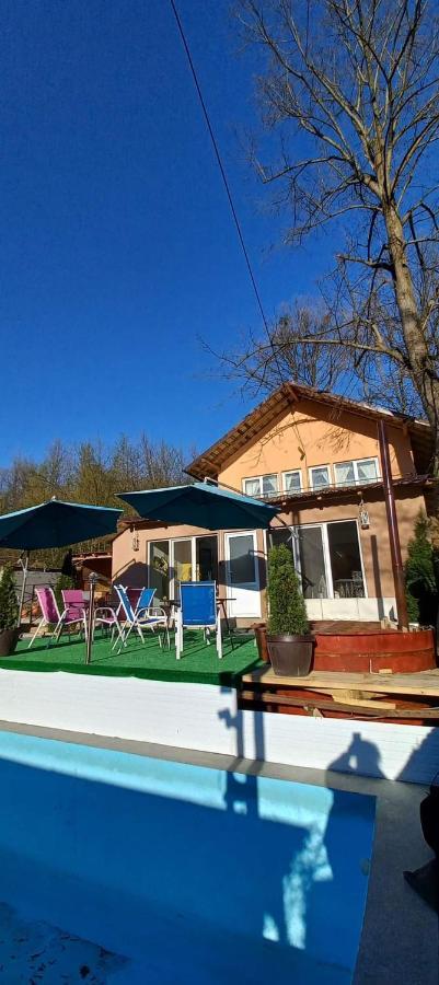 Casa De Vacanta Emd Ieşelniţa Extérieur photo