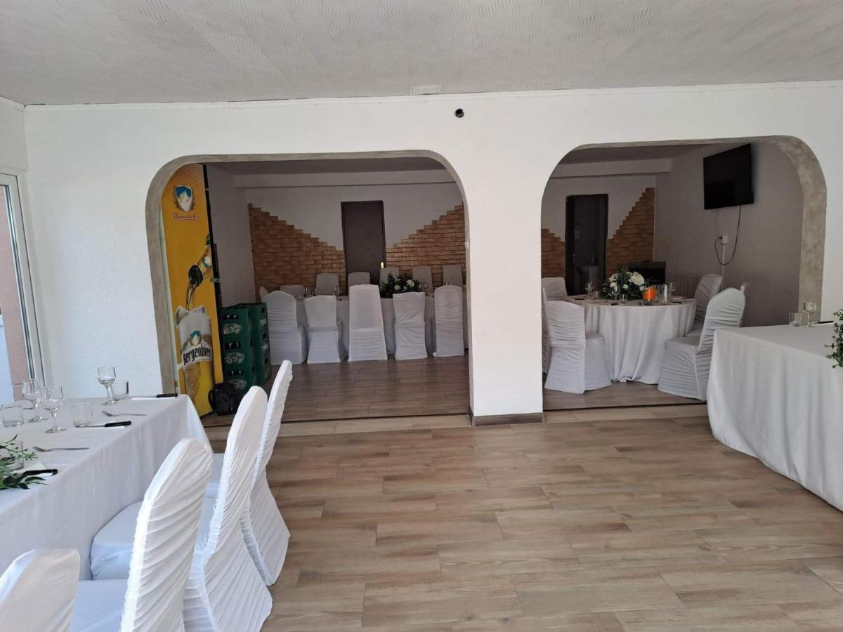 Casa De Vacanta Emd Ieşelniţa Extérieur photo