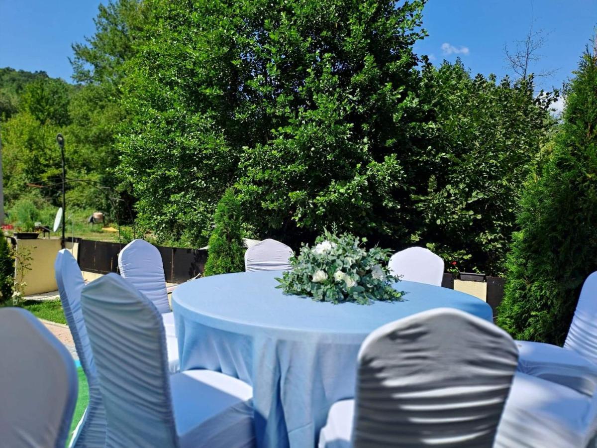 Casa De Vacanta Emd Ieşelniţa Extérieur photo
